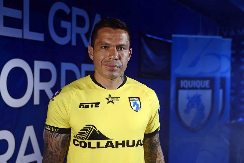 camiseta_amarilla_deportes_iquique