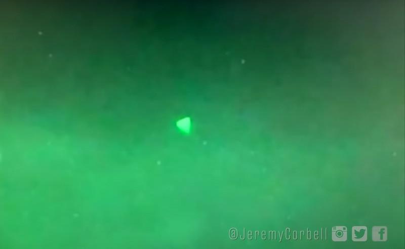 ovni_jeremy_corbell